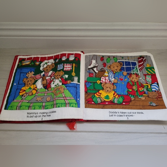 Children's Soft Book Christmas Book Great Gift Holiday Fabric Book Quilted - Picture 3 of 7